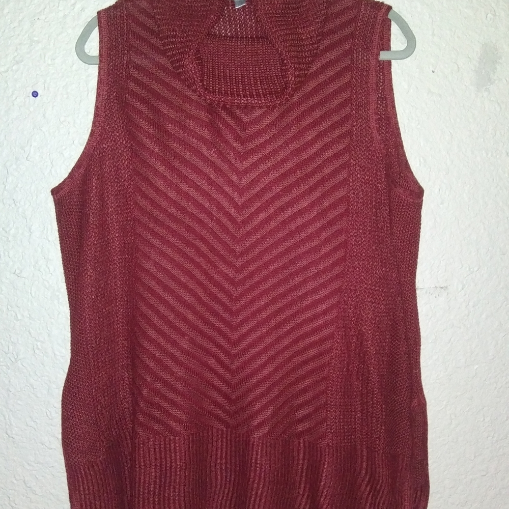 Women's Plus Size Sleeveless Sweater